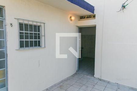 Casa para alugar com 58m², 1 quarto e 1 vagaQuintal