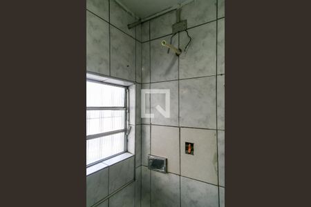 Banheiro de casa para alugar com 1 quarto, 58m² em Vila Maria Alta, São Paulo