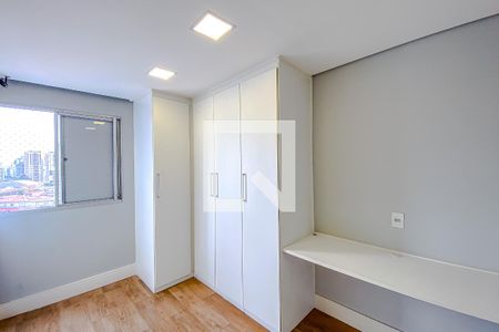 Quarto 1 de apartamento para alugar com 2 quartos, 60m² em Vila Canero, São Paulo