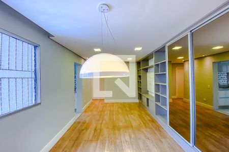 Sala de apartamento para alugar com 2 quartos, 60m² em Vila Canero, São Paulo