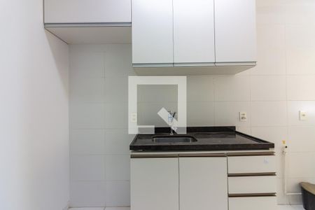 Cozinha de apartamento para alugar com 2 quartos, 55m² em Continental, Osasco