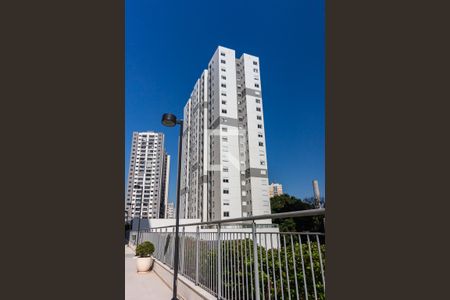 Fachada de apartamento para alugar com 2 quartos, 55m² em Continental, Osasco