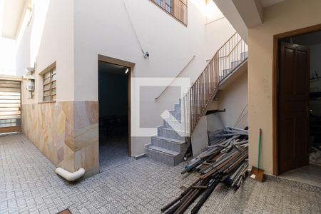 Casa à venda com 148m², 2 quartos e 2 vagas Casa à venda com 148m², 2 quartos e 2 vagasQuintal