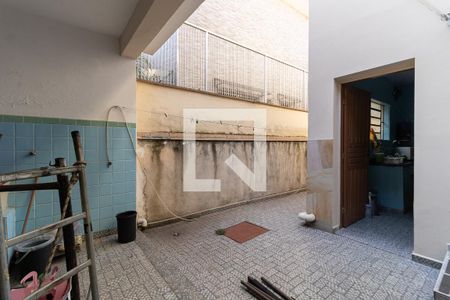 Casa à venda com 148m², 2 quartos e 2 vagas Casa à venda com 148m², 2 quartos e 2 vagasQuintal