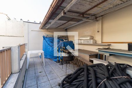 Casa à venda com 148m², 2 quartos e 2 vagas Casa à venda com 148m², 2 quartos e 2 vagasTerraço