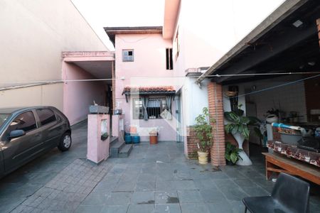 Casa à venda com 200m², 2 quartos e 6 vagasQuintal