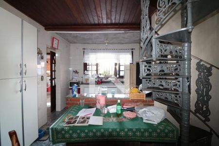 Casa à venda com 200m², 2 quartos e 6 vagasCozinha