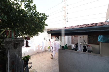 Casa à venda com 200m², 2 quartos e 6 vagasQuintal