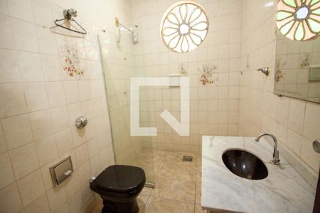 Banheiro 1 de casa à venda com 5 quartos, 360m² em Candelária, Belo Horizonte