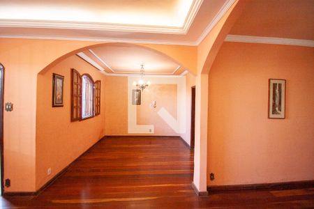 Sala de casa à venda com 5 quartos, 360m² em Candelária, Belo Horizonte