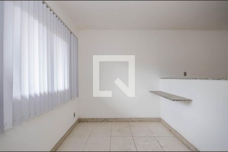 Sala de apartamento para alugar com 1 quarto, 35m² em Parque Pedro Ii, Belo Horizonte