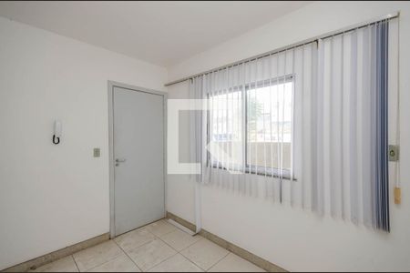 Sala de apartamento para alugar com 1 quarto, 35m² em Parque Pedro Ii, Belo Horizonte