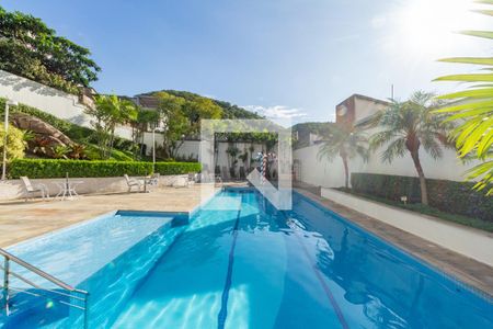 Apartamento para alugar com 46m², 2 quartos e 1 vagaÁrea comum - piscinas