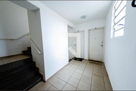 Apartamento para alugar com 45m², 2 quartos e 1 vaga Apartamento para alugar com 45m², 2 quartos e 1 vagaEntrada