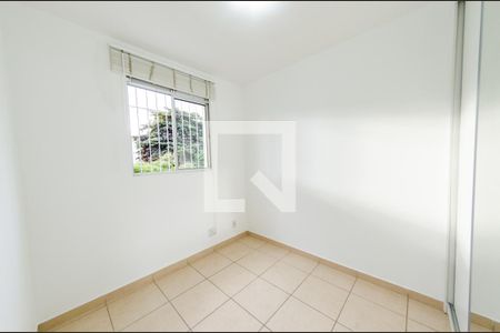 Quarto 2 de apartamento para alugar com 2 quartos, 45m² em Salgado Filho, Belo Horizonte