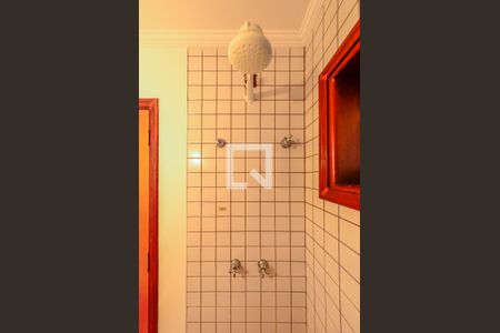 Casa à venda com 420m², 5 quartos e 7 vagasBanheiro de Serviço