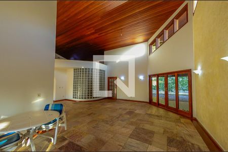 Sala de casa para alugar com 5 quartos, 420m² em Jardim Botânico (sousas), Campinas