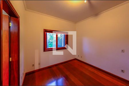 Casa à venda com 420m², 5 quartos e 7 vagasSuíte 3