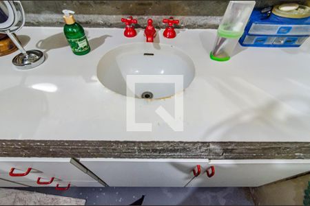 Casa à venda com 331m², 5 quartos e 2 vagas Casa à venda com 331m², 5 quartos e 2 vagasBanheiro da suíte 1