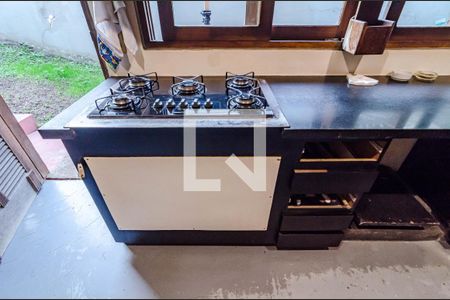 Casa à venda com 331m², 5 quartos e 2 vagas Casa à venda com 331m², 5 quartos e 2 vagasCozinha