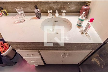 Casa à venda com 331m², 5 quartos e 2 vagas Casa à venda com 331m², 5 quartos e 2 vagasBanheiro da suíte 3