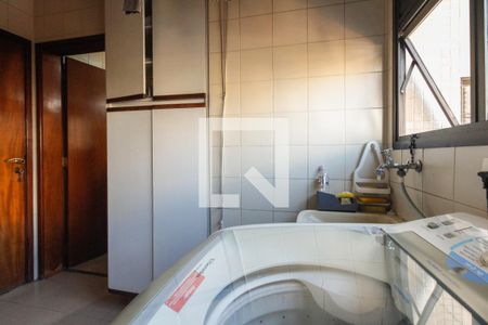 Apartamento à venda com 135m², 3 quartos e 2 vagasÁrea de serviço