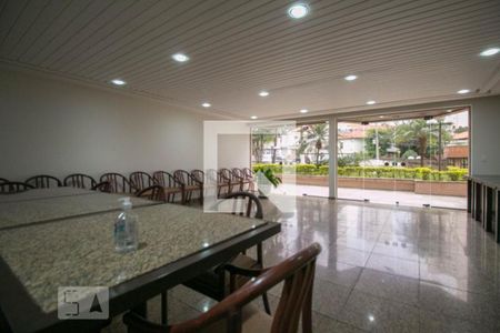 Apartamento à venda com 135m², 3 quartos e 2 vagasSalão de festas