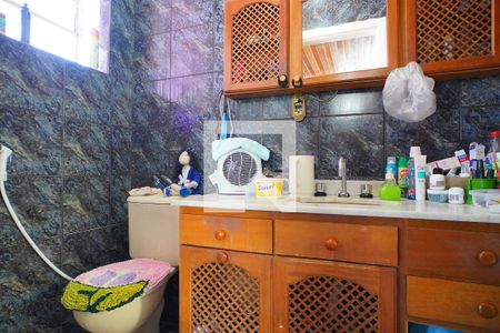 Casa à venda com 240m², 3 quartos e 1 vagaBanheiro da Suíte