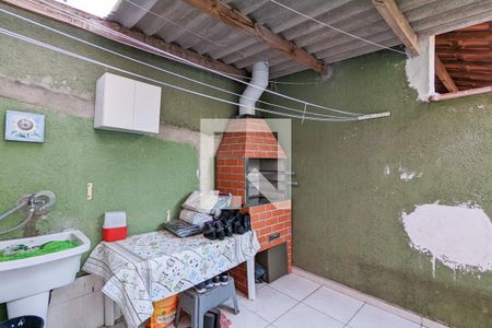 Casa à venda com 200m², 2 quartos e 1 vaga Casa à venda com 200m², 2 quartos e 1 vagaÁrea de serviço