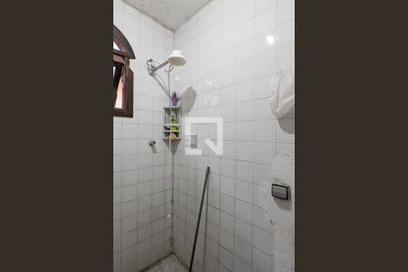 Casa à venda com 200m², 2 quartos e 1 vaga Casa à venda com 200m², 2 quartos e 1 vagaBanheiro