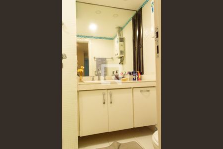 Apartamento para alugar com 140m², 3 quartos e 2 vagas Apartamento para alugar com 140m², 3 quartos e 2 vagasBanheiro Social