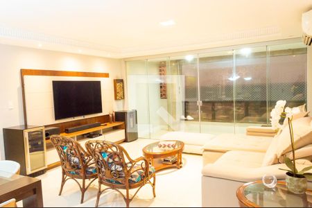 Sala de apartamento para alugar com 3 quartos, 140m² em Barra da Tijuca, Rio de Janeiro