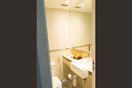 Apartamento para alugar com 140m², 3 quartos e 2 vagas Apartamento para alugar com 140m², 3 quartos e 2 vagasLavabo