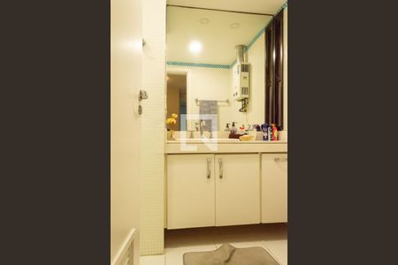 Apartamento para alugar com 140m², 3 quartos e 2 vagas Apartamento para alugar com 140m², 3 quartos e 2 vagasBanheiro Social