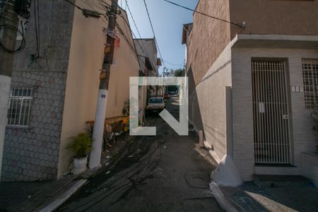 Casa para alugar com 90m², 2 quartos e 1 vaga Casa para alugar com 90m², 2 quartos e 1 vagaFachada