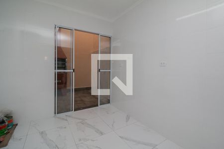 Casa para alugar com 90m², 2 quartos e 1 vaga Casa para alugar com 90m², 2 quartos e 1 vagaCozinha