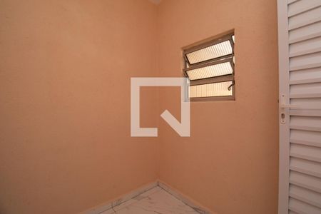 Casa para alugar com 90m², 2 quartos e 1 vaga Casa para alugar com 90m², 2 quartos e 1 vagaDepósito