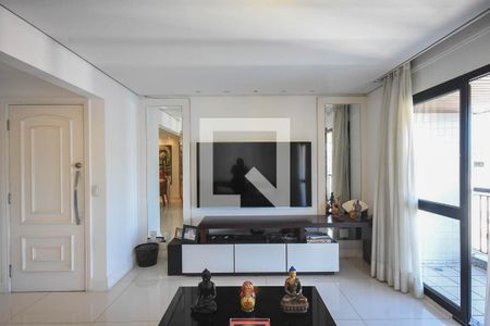 Sala de tv de apartamento à venda com 3 quartos, 105m² em Real Parque, São Paulo