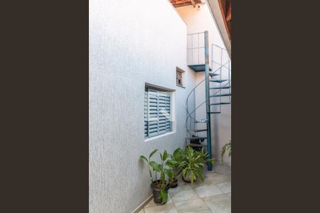 Casa à venda com 250m², 3 quartos e 5 vagasQuintal