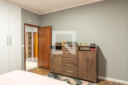 Casa à venda com 250m², 3 quartos e 5 vagasSuíte 2