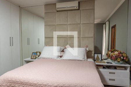 Casa à venda com 250m², 3 quartos e 5 vagasSuíte 1