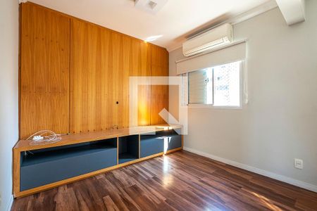 Sala de apartamento para alugar com 3 quartos, 130m² em Perdizes, São Paulo