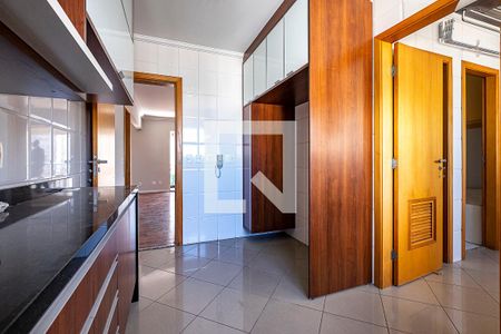Apartamento para alugar com 130m², 3 quartos e 3 vagasCozinha