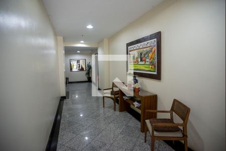 Apartamento para alugar com 86m², 2 quartos e 1 vagaHall