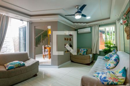 Sala de casa à venda com 5 quartos, 280m² em Freguesia (jacarepaguá), Rio de Janeiro