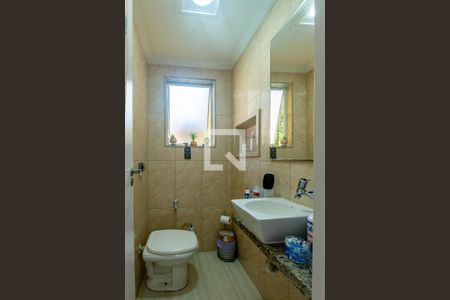 Casa à venda com 280m², 5 quartos e 4 vagasLavabo