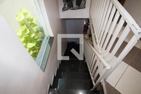 Casa à venda com 126m², 3 quartos e 3 vagasEscadas