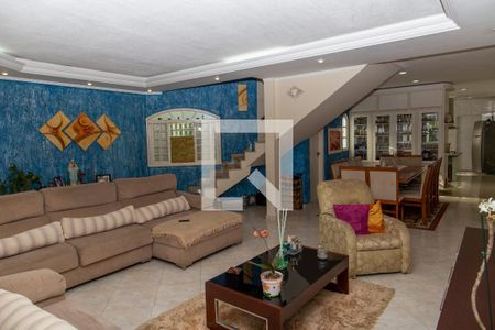 Sala de Estar de casa à venda com 4 quartos, 300m² em Vila Nogueira, Diadema