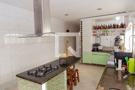 Casa à venda com 300m², 4 quartos e 2 vagasCozinha