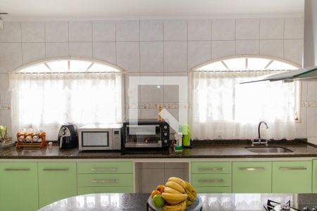 Casa à venda com 300m², 4 quartos e 2 vagasCozinha